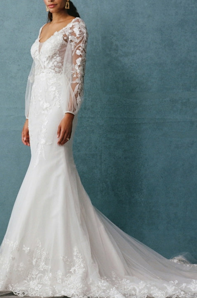 COPY - Off white long sleeve mermaid bridal gown wedding dress